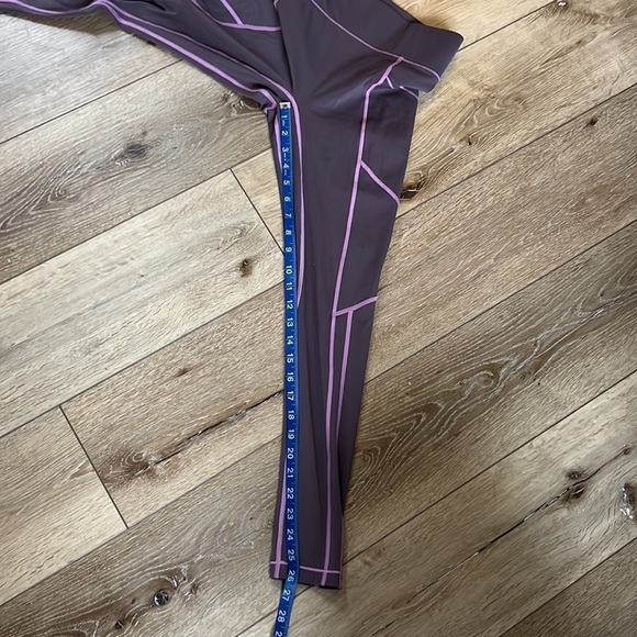 All Access Center Stage Pocket Athletic Leggings Dusk/Lavender Purple - Picture 9 of 11